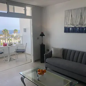 https://blue-sea-view.in-canary-islands.com